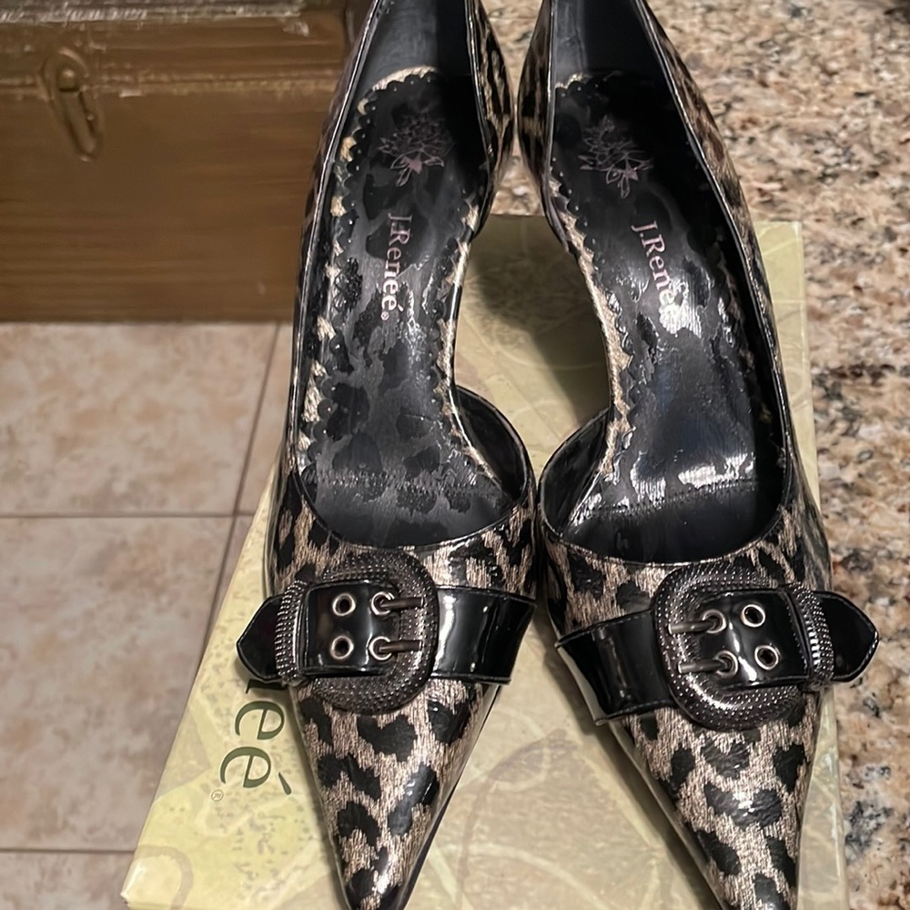 J Renee Heels